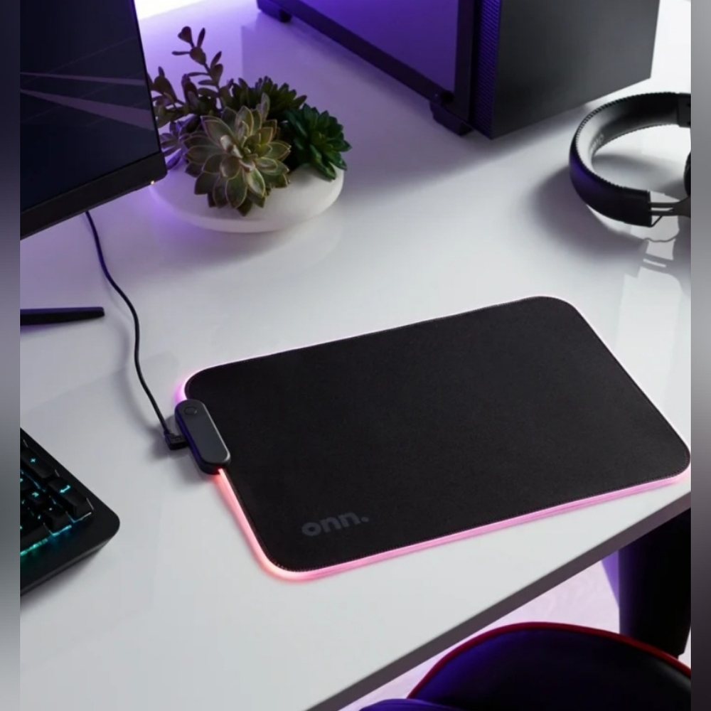 onn. Gaming LED Mouse Pad